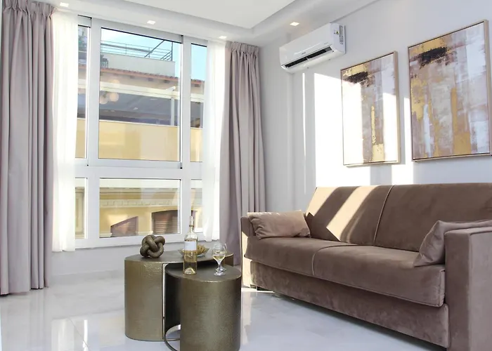 Central Metropolis Luxury Living