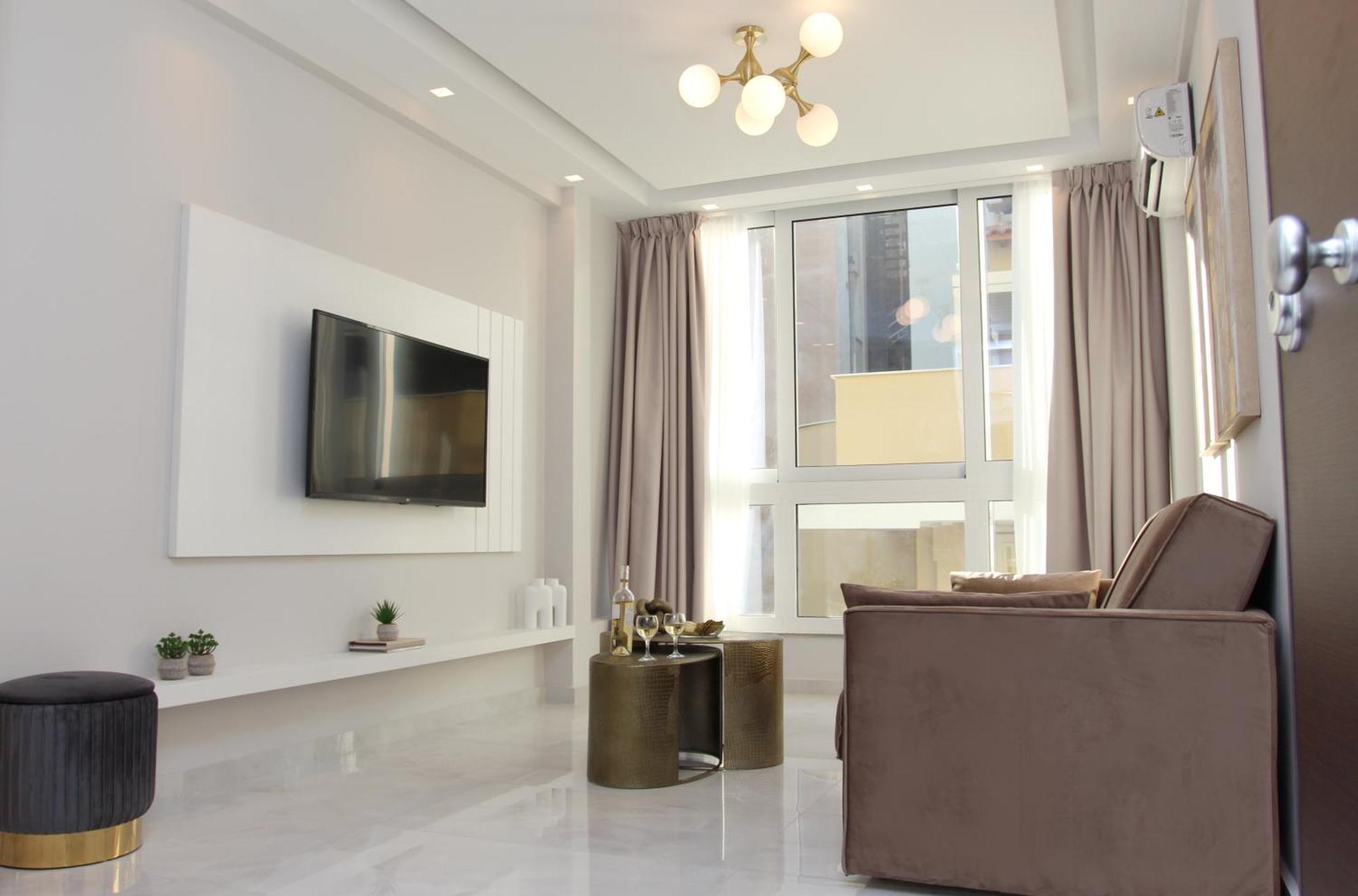 Metropolis Luxury Living * Athens